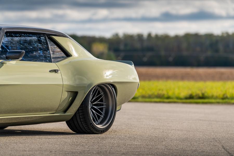 Детали экстерьера Chevrolet Camaro Valkyrja by Ringbrothers 2019 года  (фото 59 из 103)